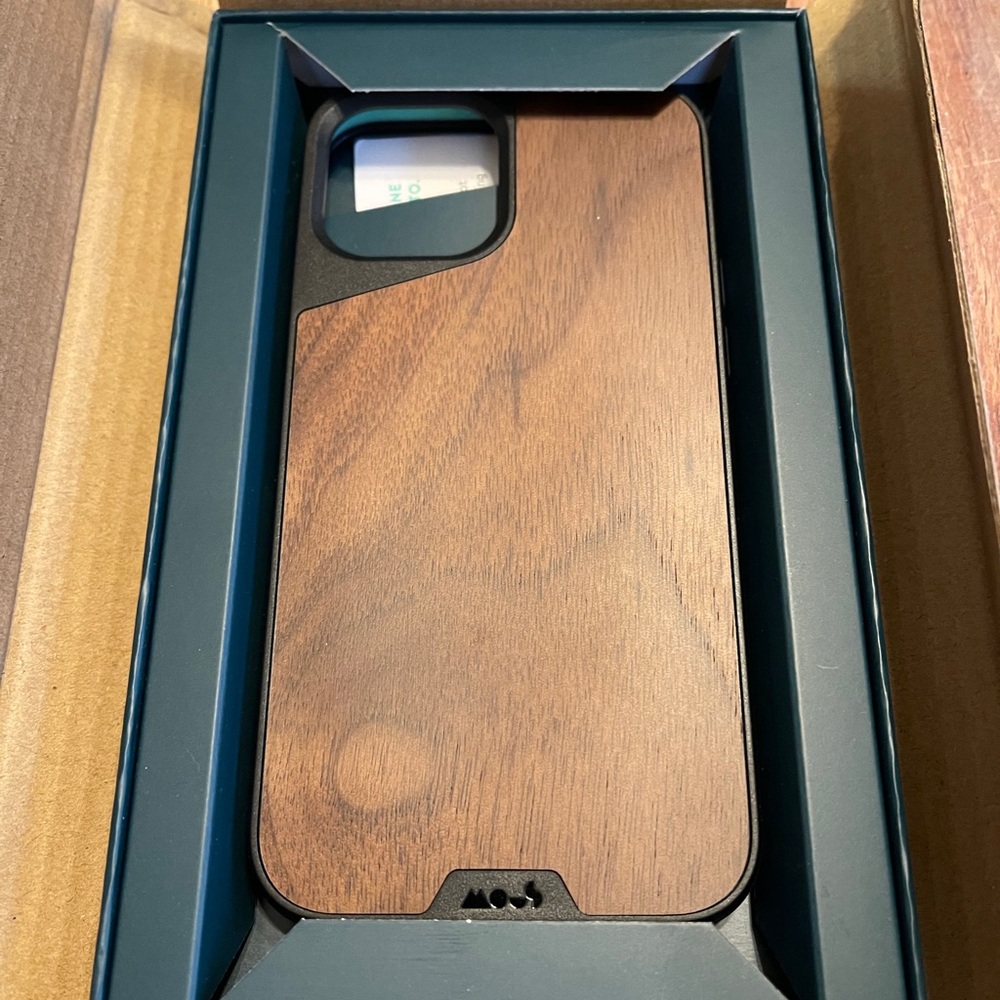 Mous IPhone 12 Pro Limitless 3 case w/screen setup